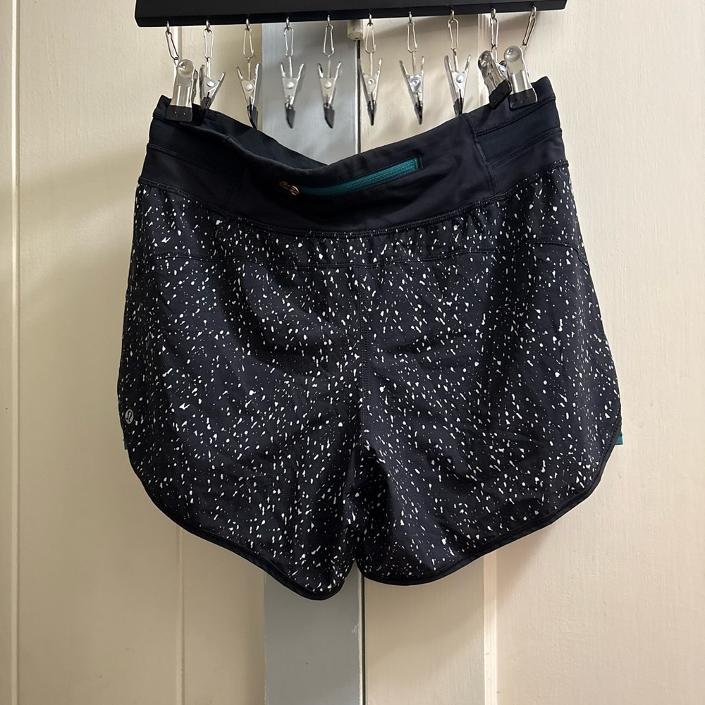 EUC Lululemon Kanto Catch Me Shorts - Picture 2 of 5
